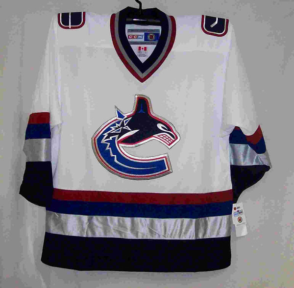 Vancouver Canucks Retro White CCM 550 Jersey Youth