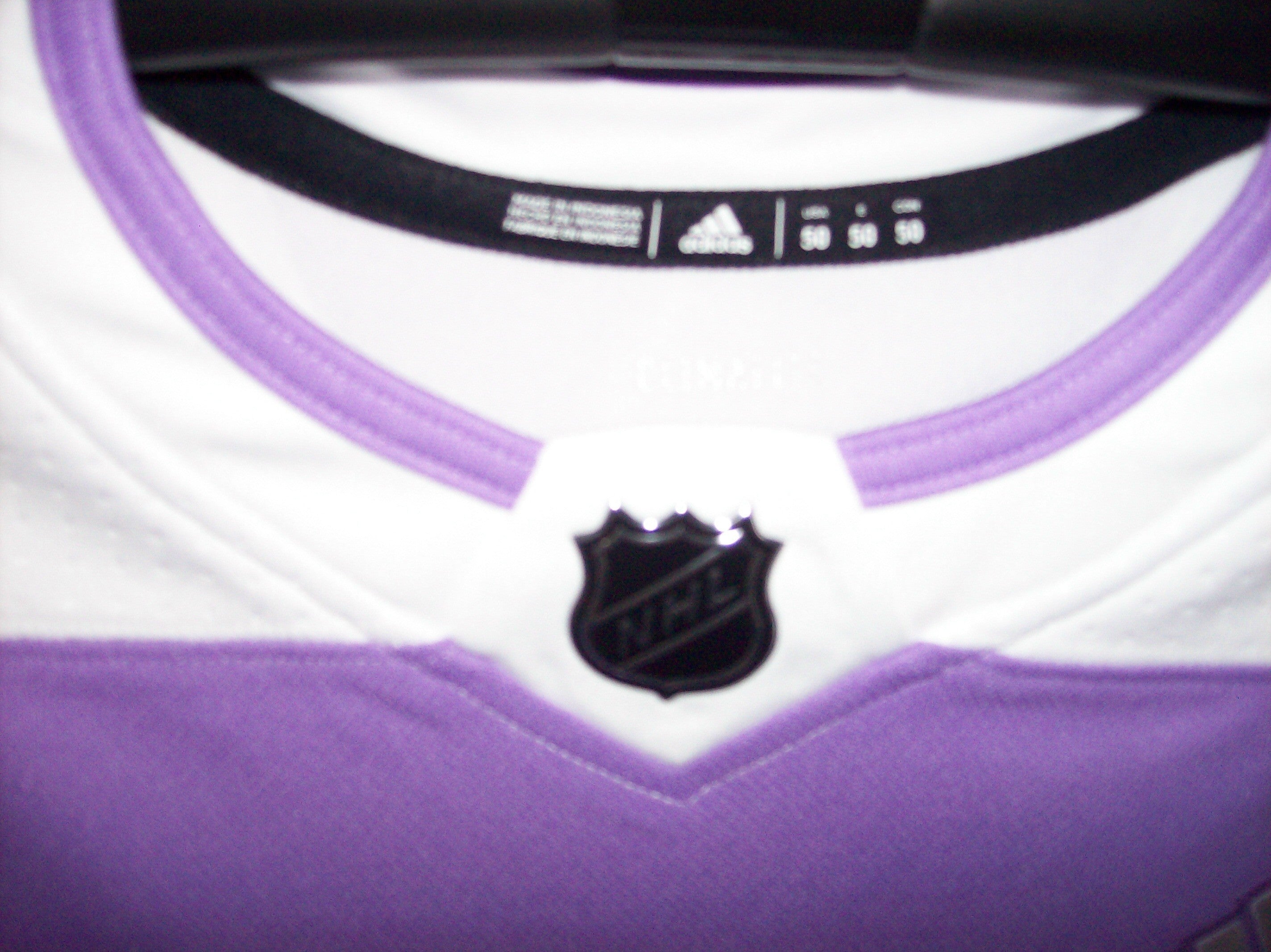 TOEWS Hockey Fights Cancer Chicago Blackhawks Purple 255J Adidas