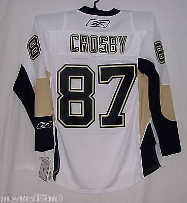 Pittsburgh Penguins new jersey: back to the future with black and